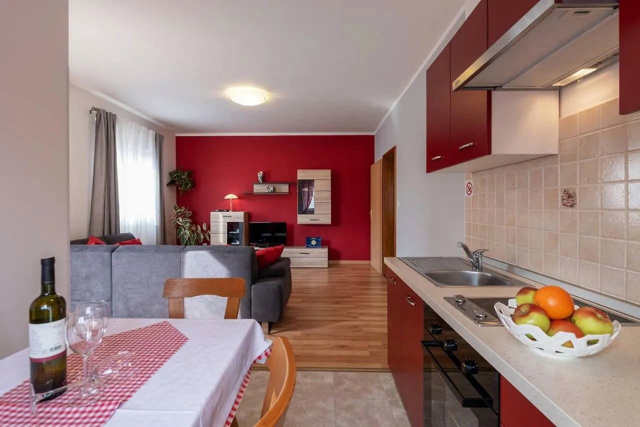 Apartments Bordeaux 29 Rovinj 0*,  Croatia