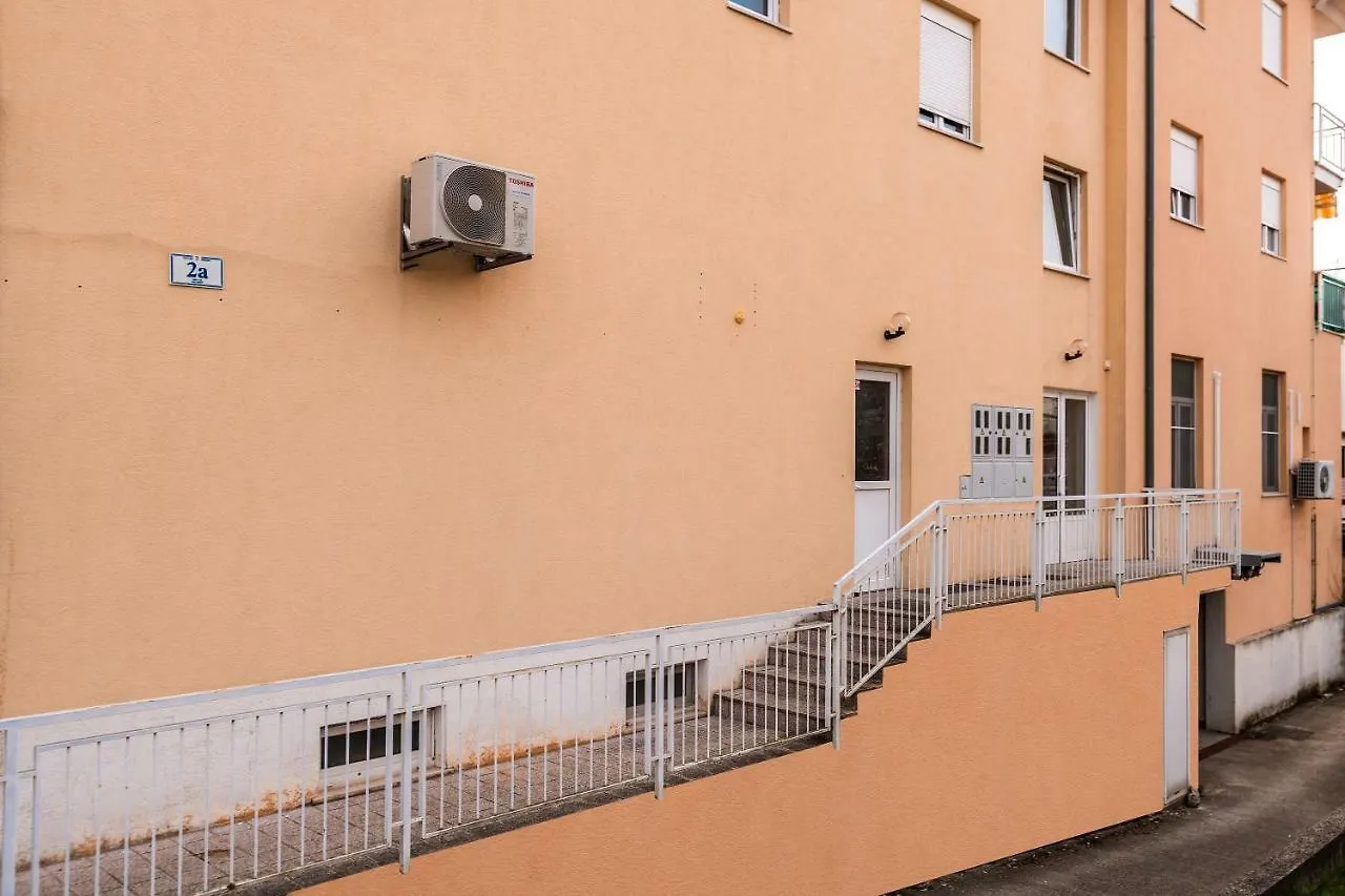 Apartment Bordeaux 29 Rovigno
